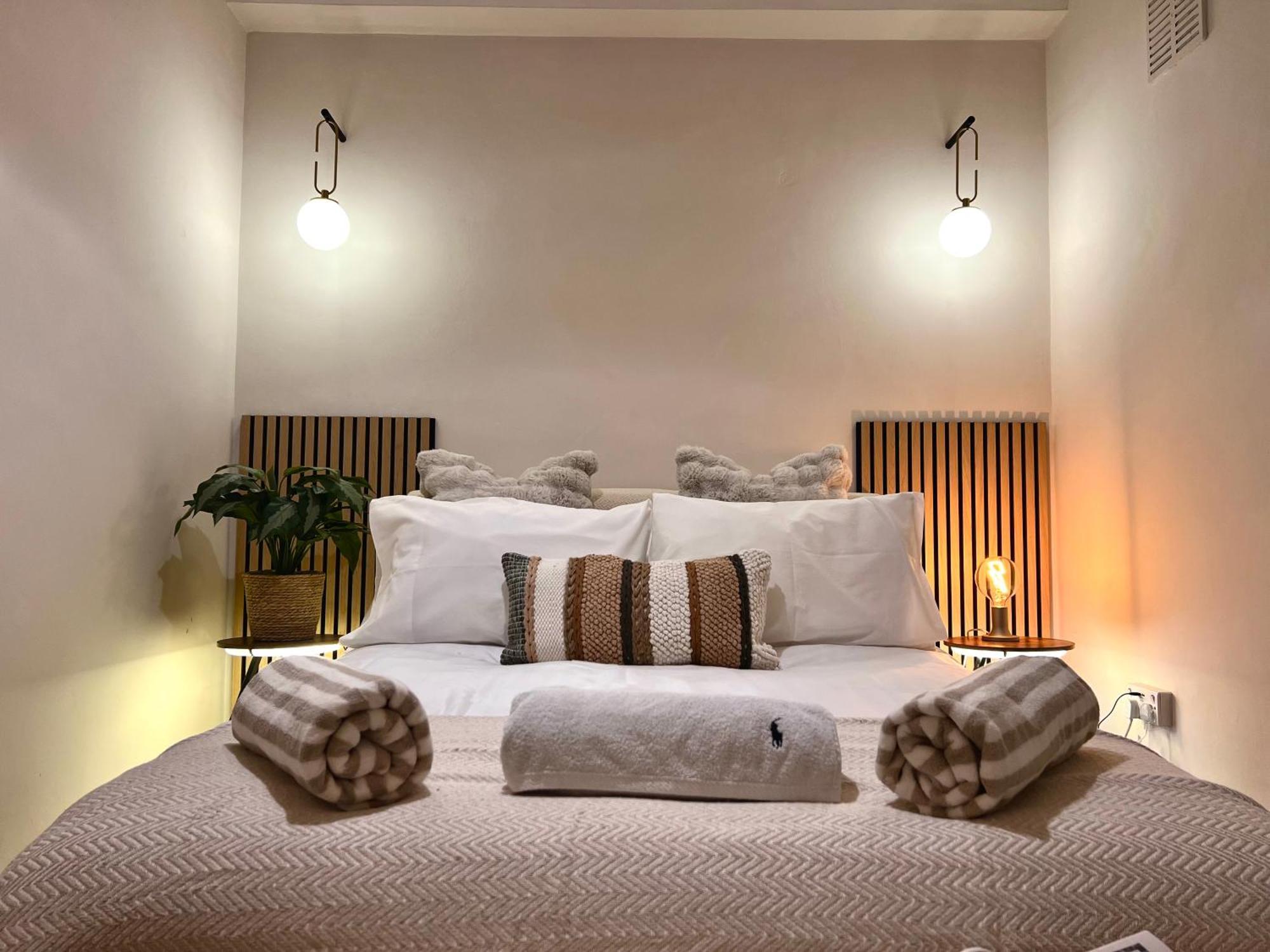 Apartament 3 Minutes To Tower Of Trendy Shoreditch Recently Refurbished 3 Bedrooms Sleeps 8 Londra