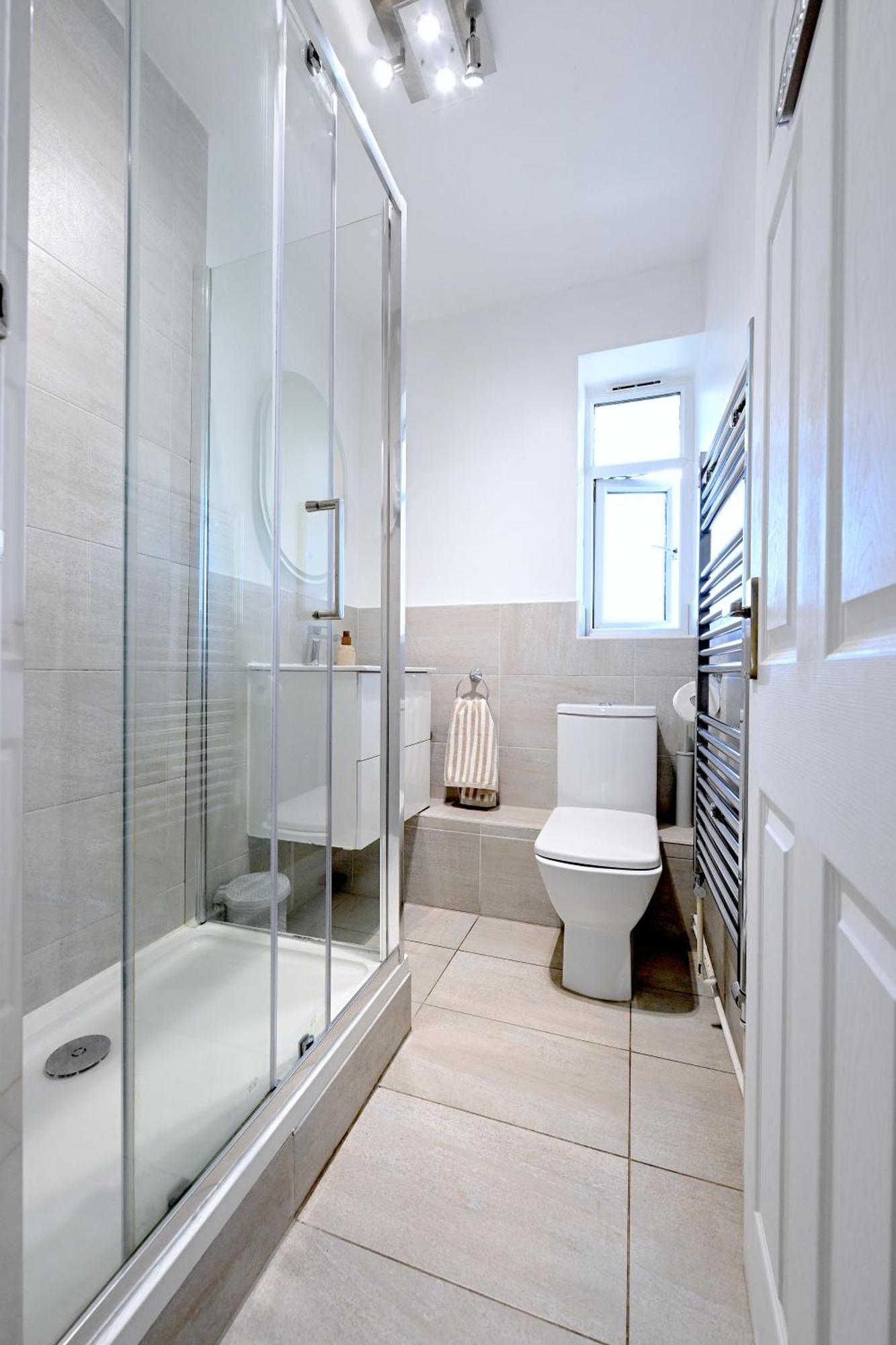 3 Minutes To Tower Of Trendy Shoreditch Recently Refurbished 3 Bedrooms Sleeps 8 Apartament Londra